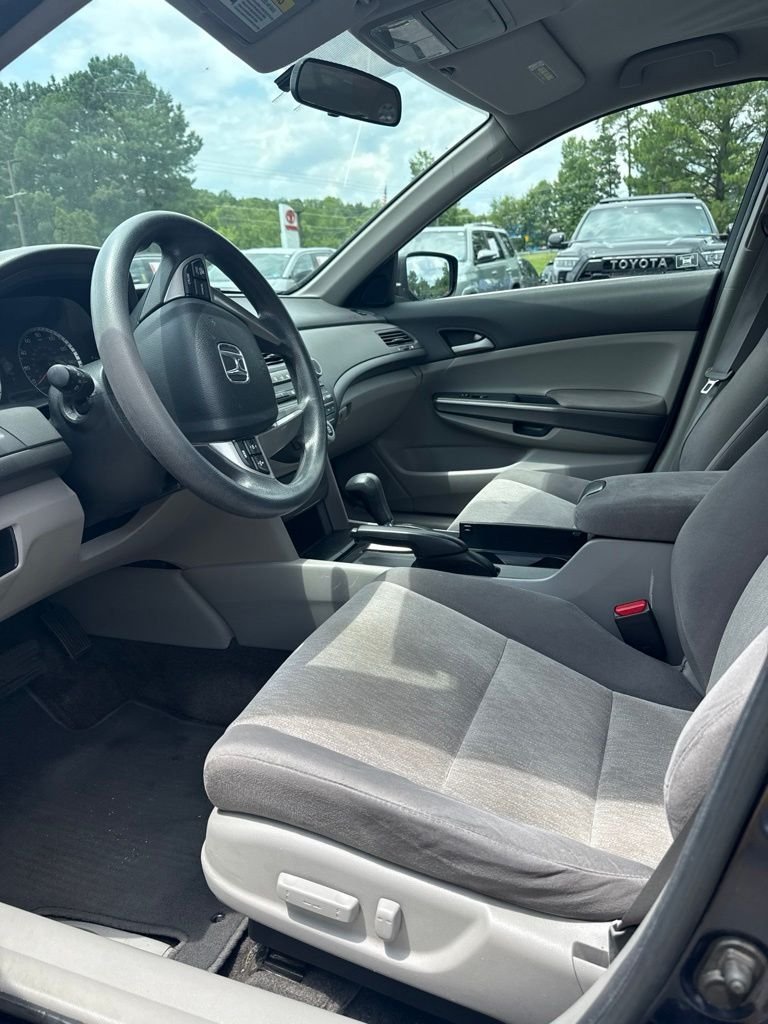 Used 2010 Blue Honda LX-P image 6