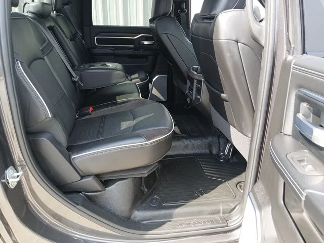 New 2026 Granite Crystal Metallic Clear-Coat Exterior Paint RAM Laramie image 20