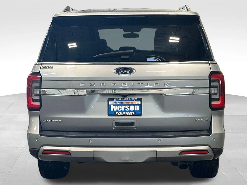 Used 2024 Iconic Silver Ford Limited image 6