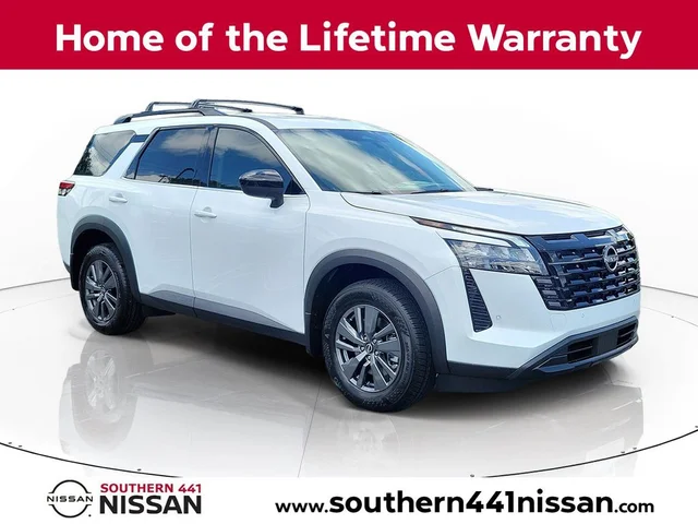 2026 Nissan Pathfinder SV
