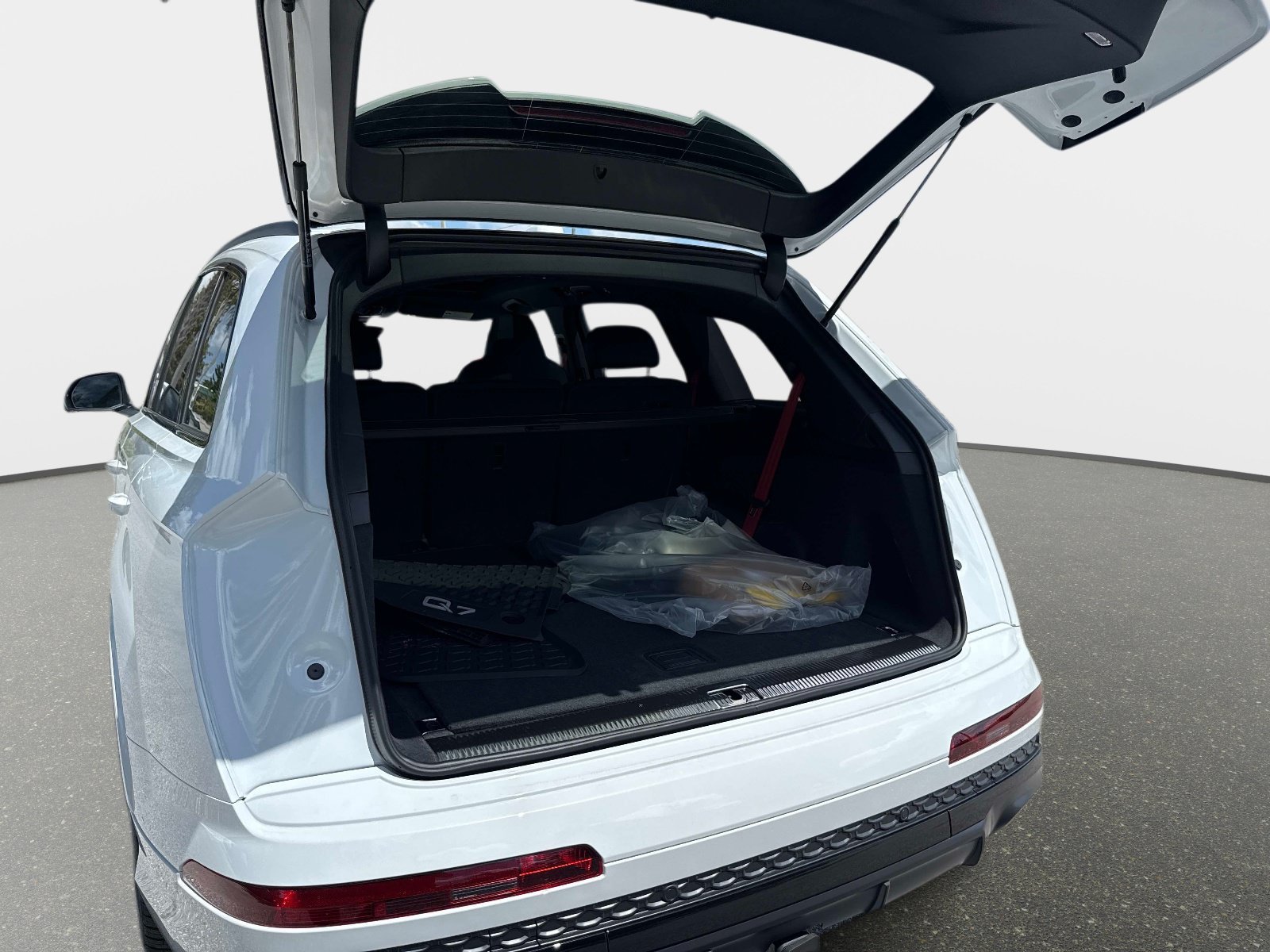 New 2026 Glacier White Metallic Audi S line Prestige image 8