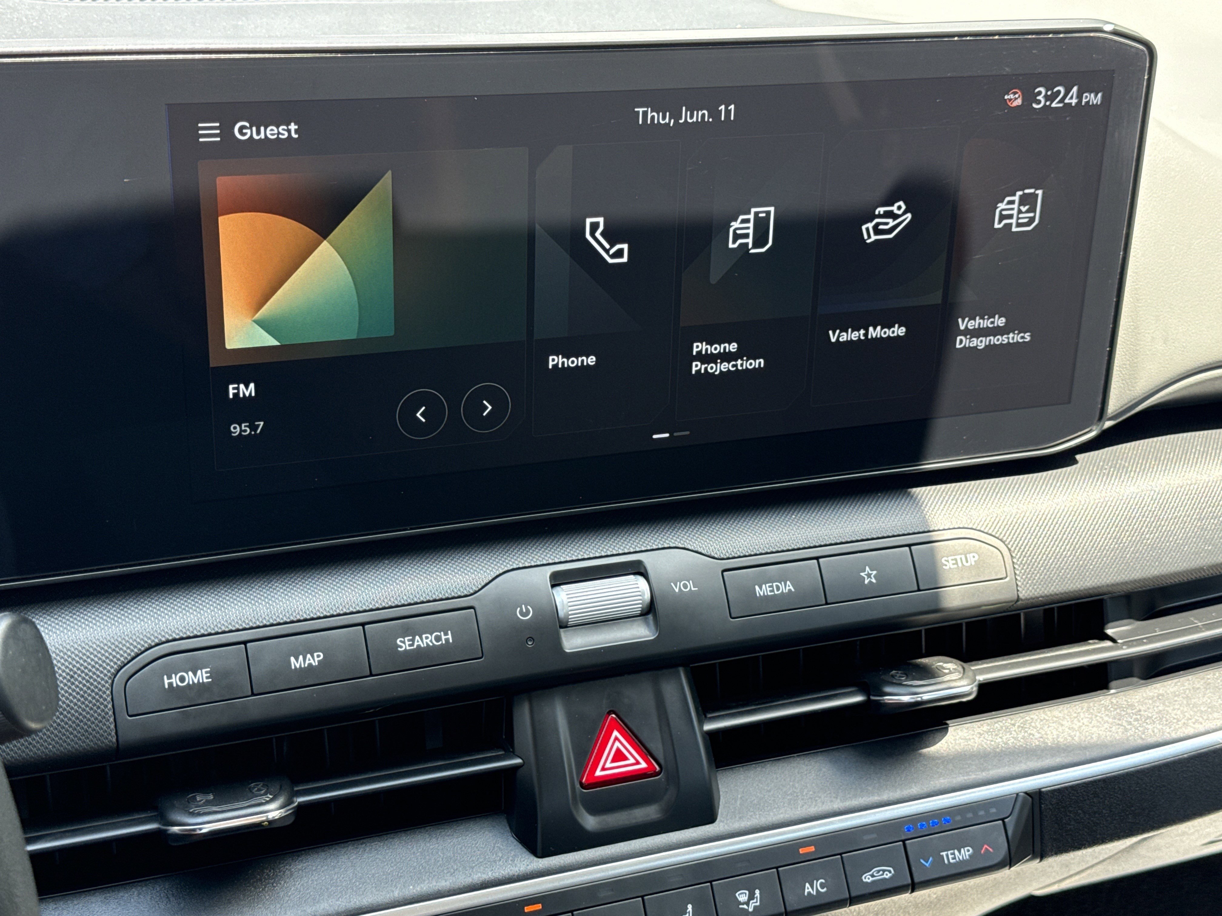 2025 Kia K4 LXS - Photo 22