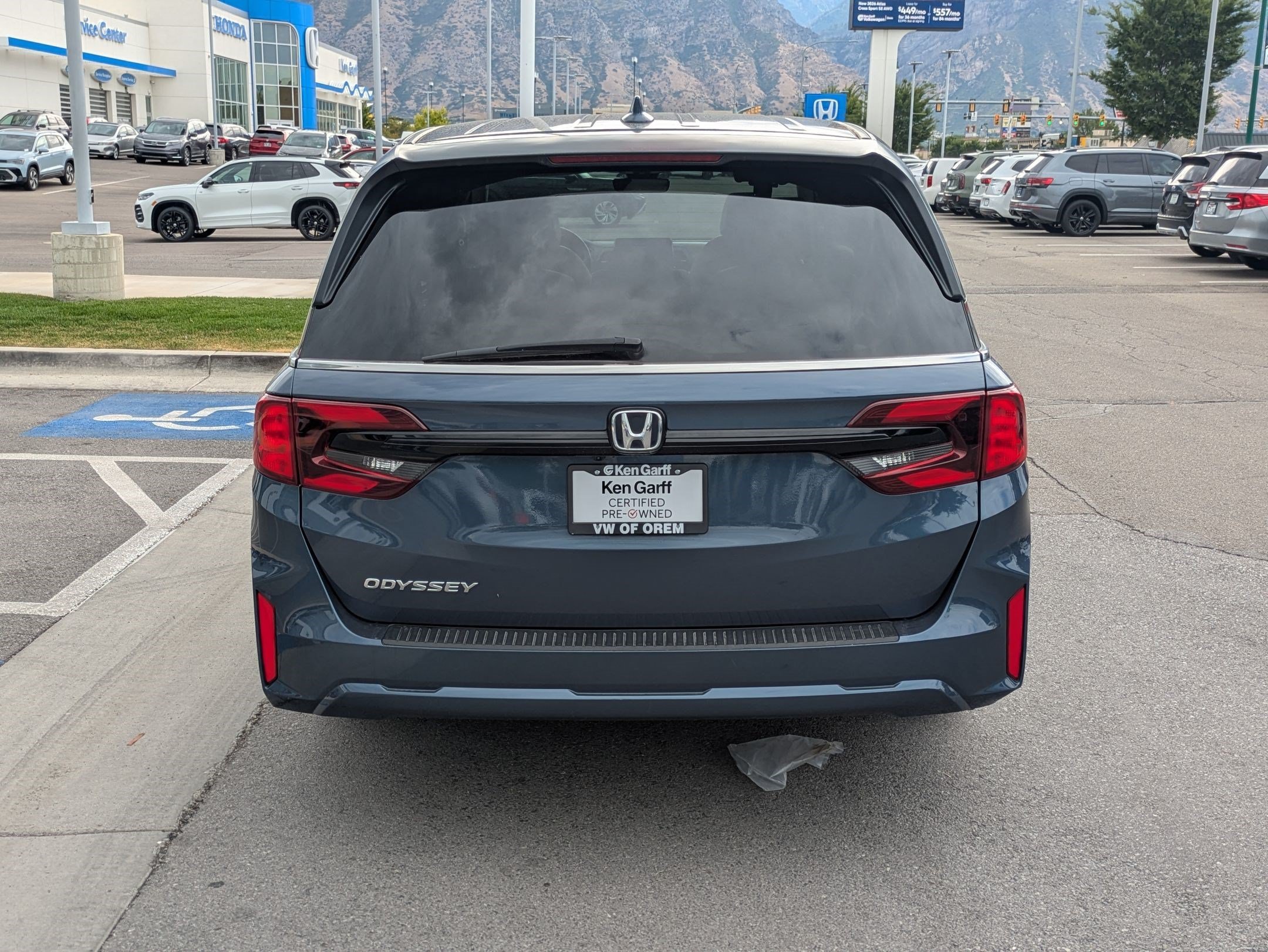 Used 2025 Crystal Black Pearl Honda EX-L image 4