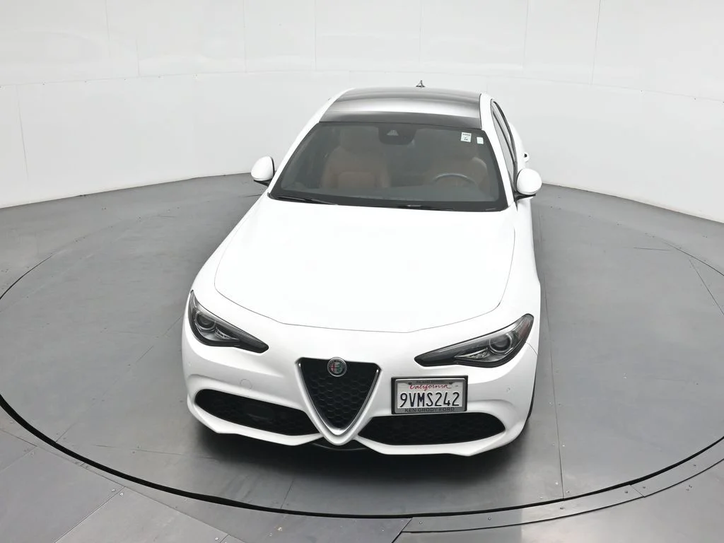 Used 2022 White Alfa Romeo Ti image 34