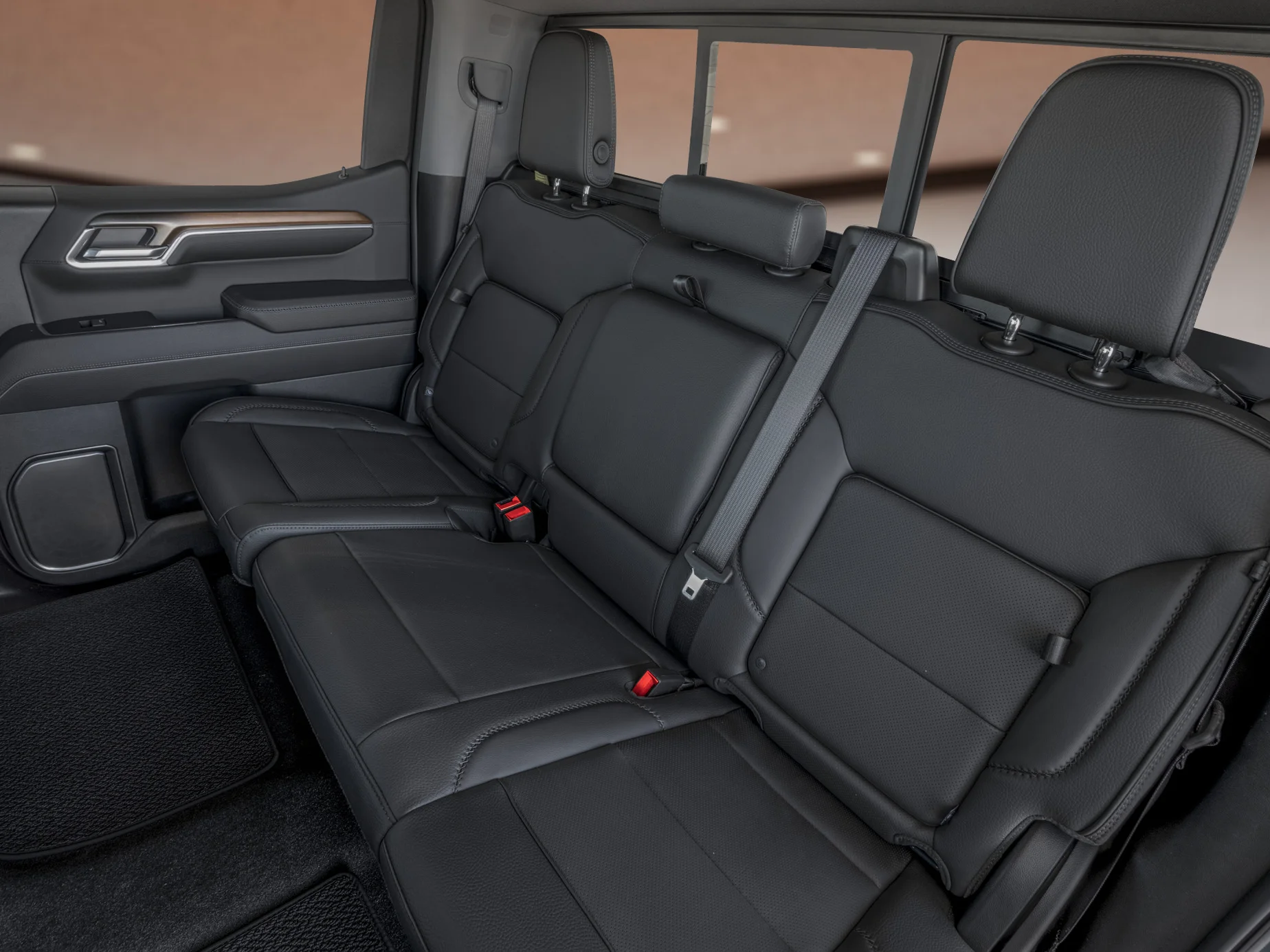 New 2026 White GMC Crew Cab Short Box 4-Wheel Drive Denali image 9