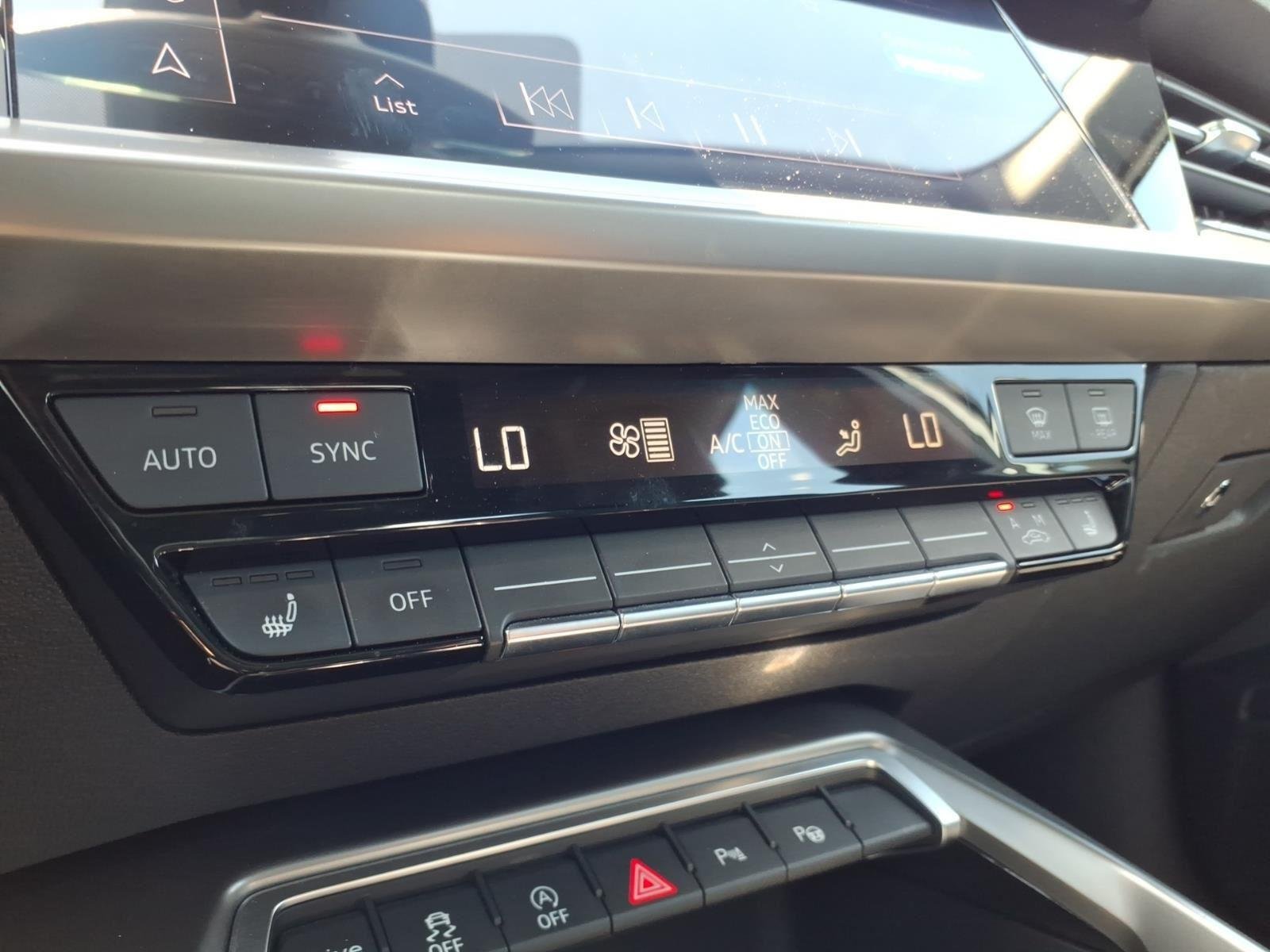 Used 2024  Audi Premium image 23