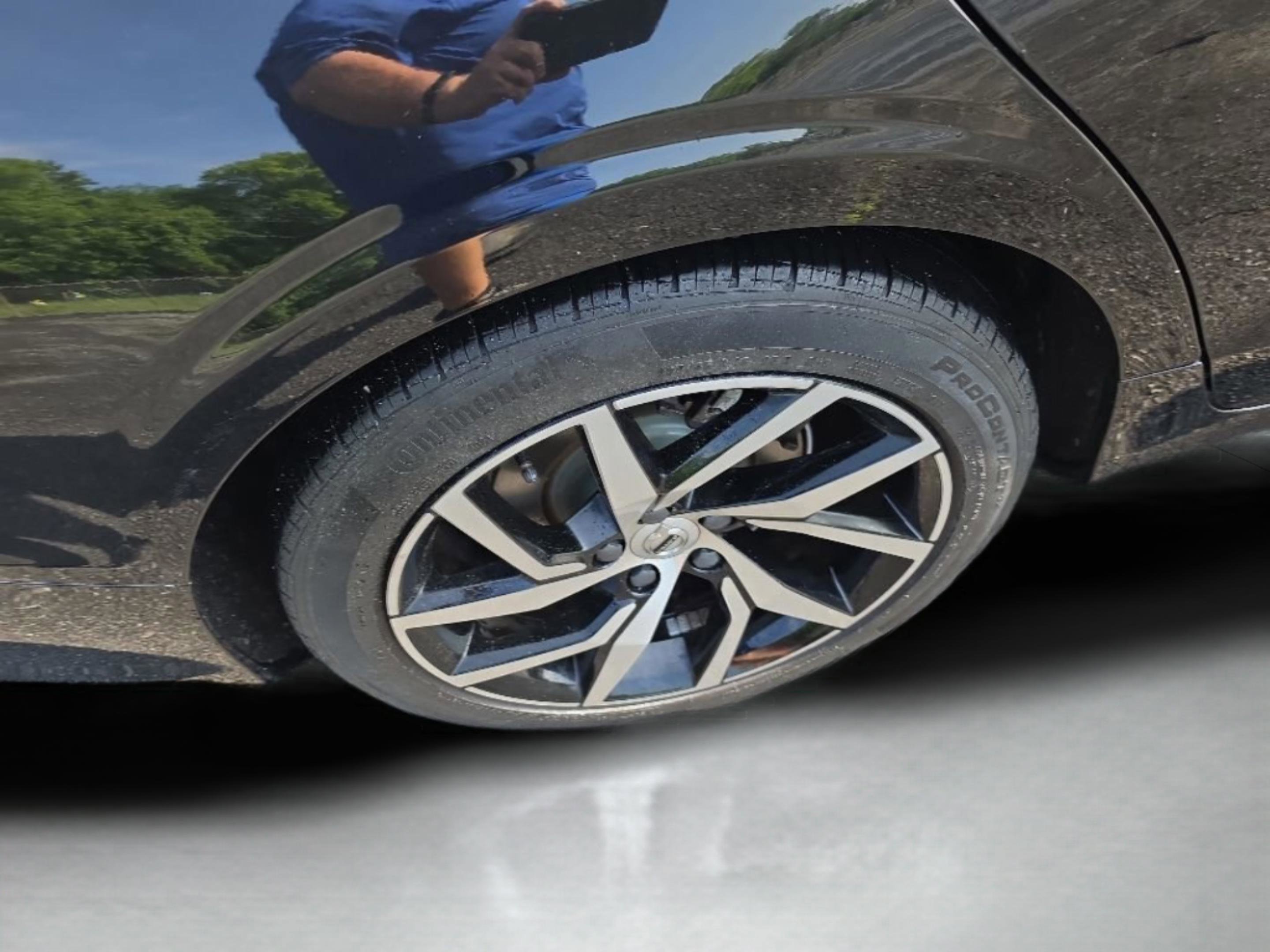 2020 Volvo S60 Momentum - Photo 32