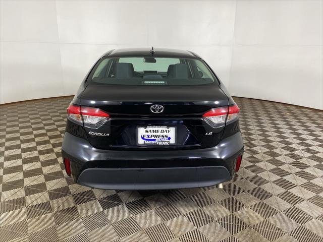 2023 Toyota Corolla LE - Photo 9