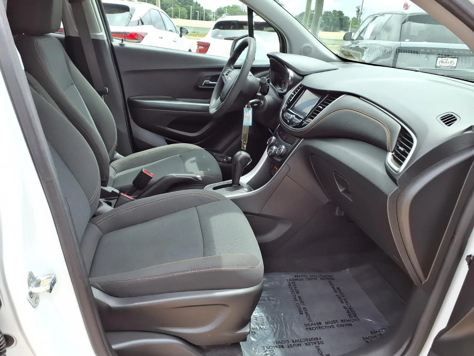 Used 2022 White Chevrolet LS image 19