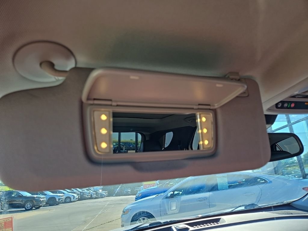 Used 2023 White Chevrolet Premier image 63
