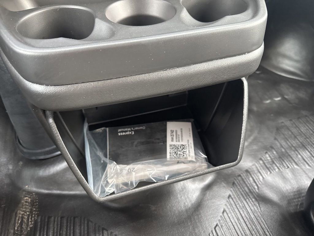 2025 Chevrolet Express Cargo Work Van - Photo 38