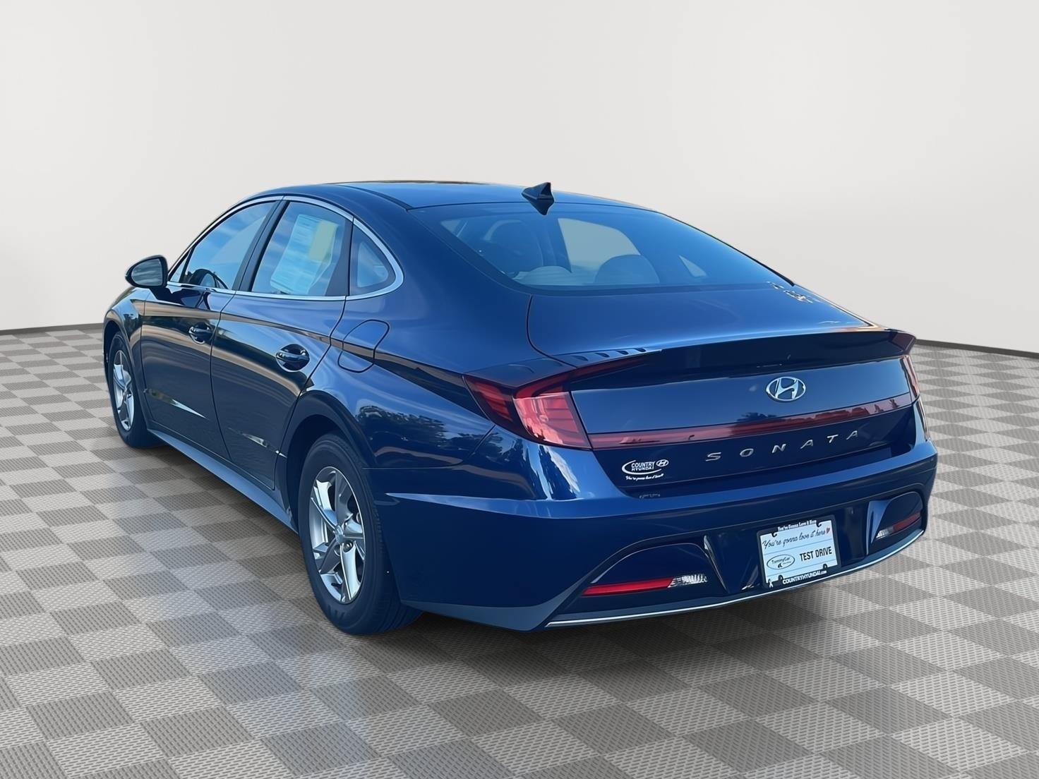 Used 2022 Stormy Sea Hyundai SE image 39