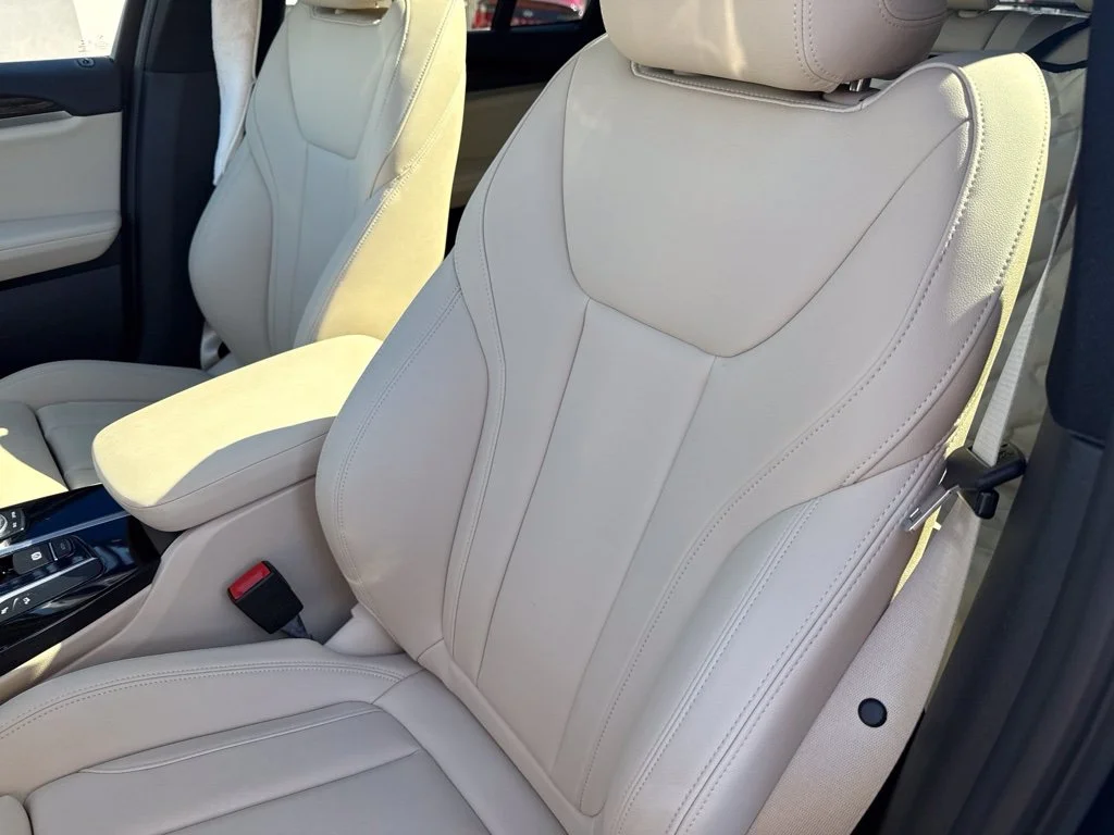 Used 2021 Blue BMW xDrive30i image 16