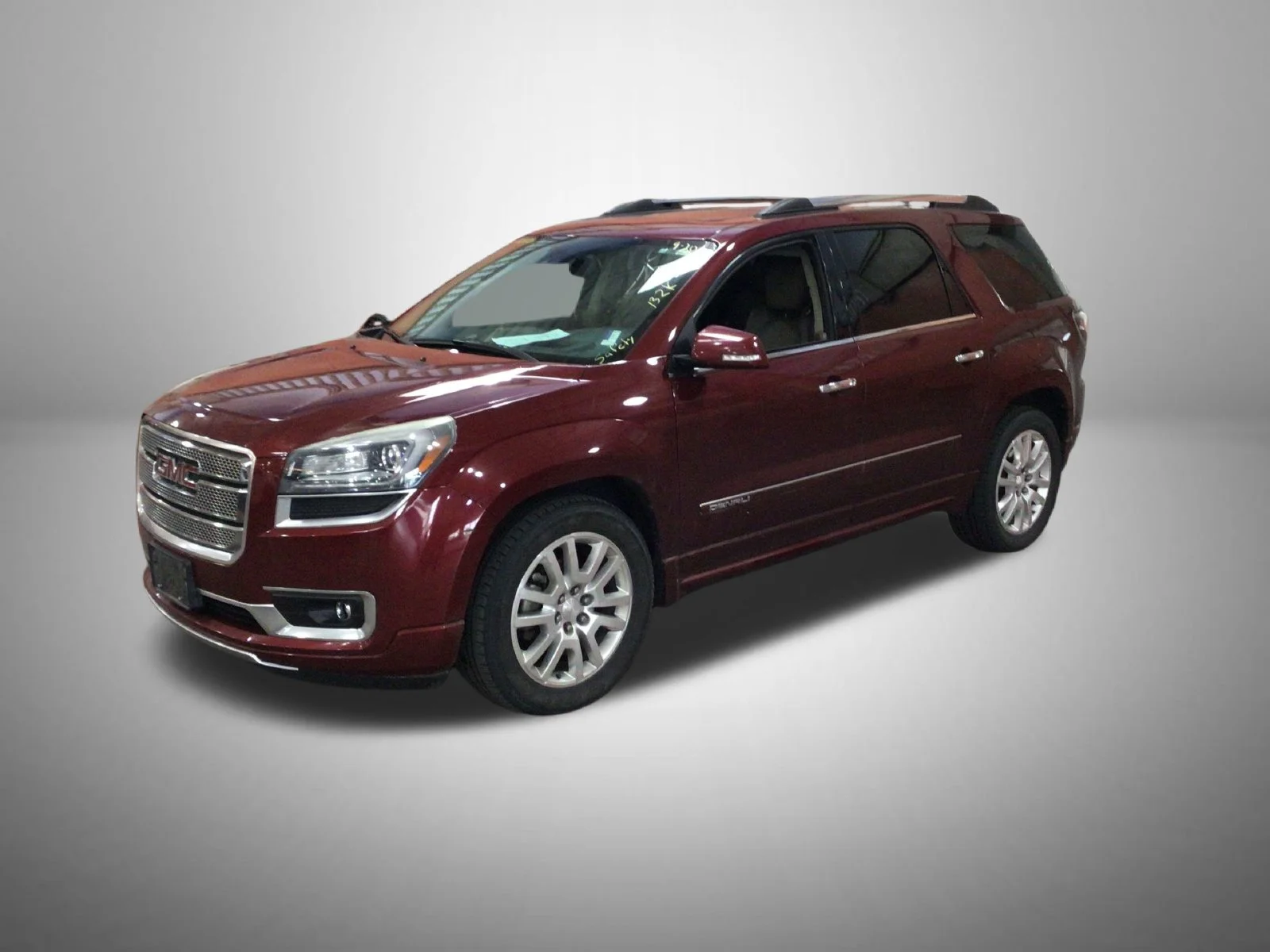 Used 2015 Red GMC Denali image 1