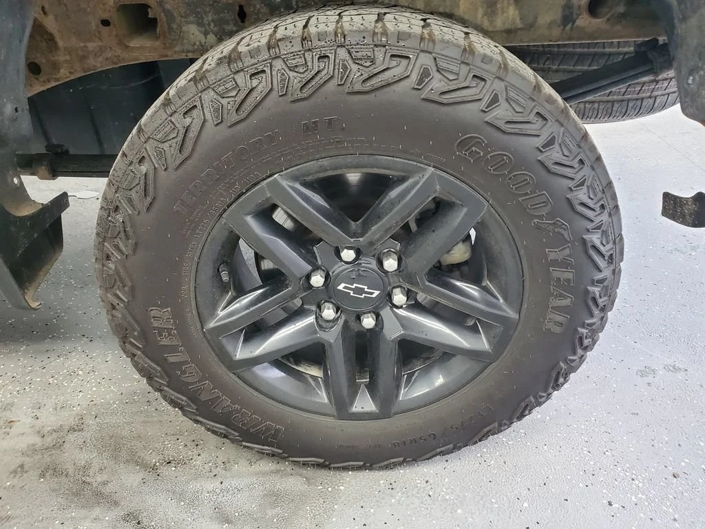 Used 2022 Satin Steel Metallic Chevrolet Custom Trail Boss image 27