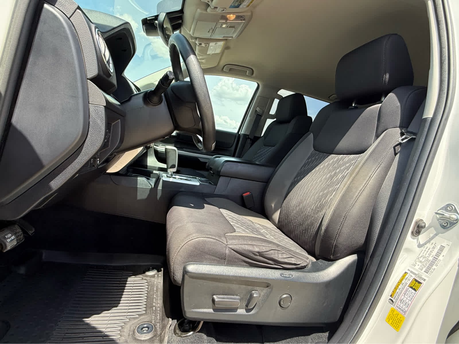 Used 2021 Super White Toyota SR5 image 19