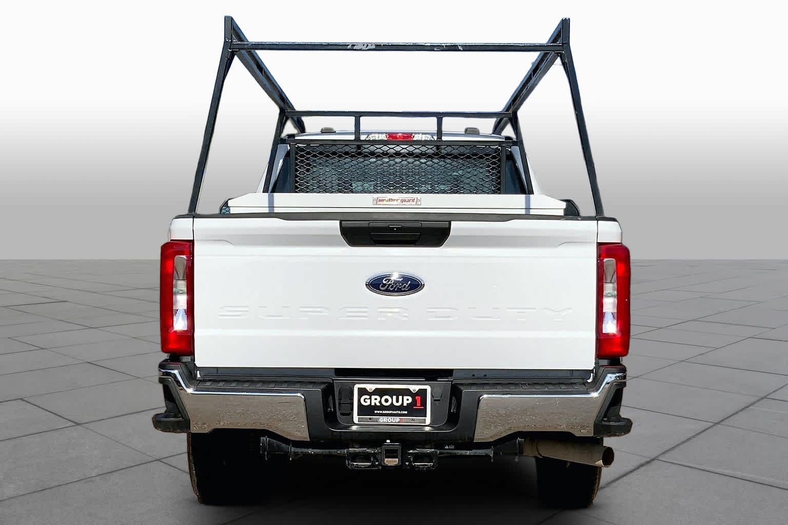 Used 2024 Oxford White Ford XL image 5