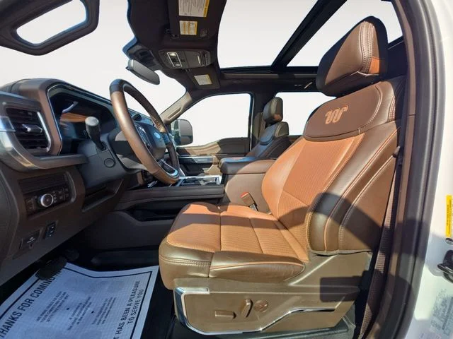 Used 2025 Oxford White Ford King Ranch image 11