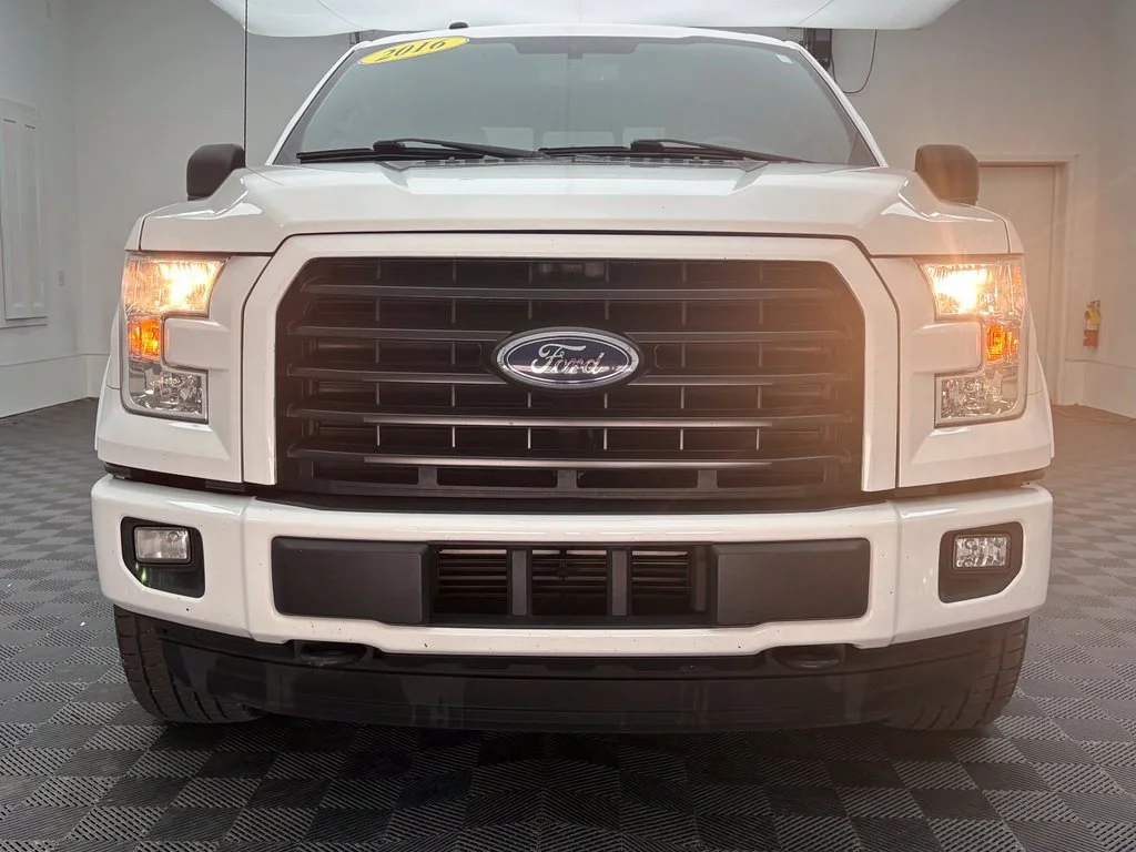 Used 2016  Ford XLT image 13