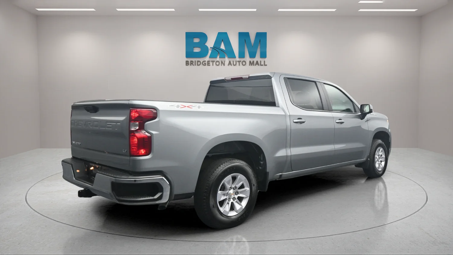 Used 2026 Sterling Gray Metallic Chevrolet LT image 6