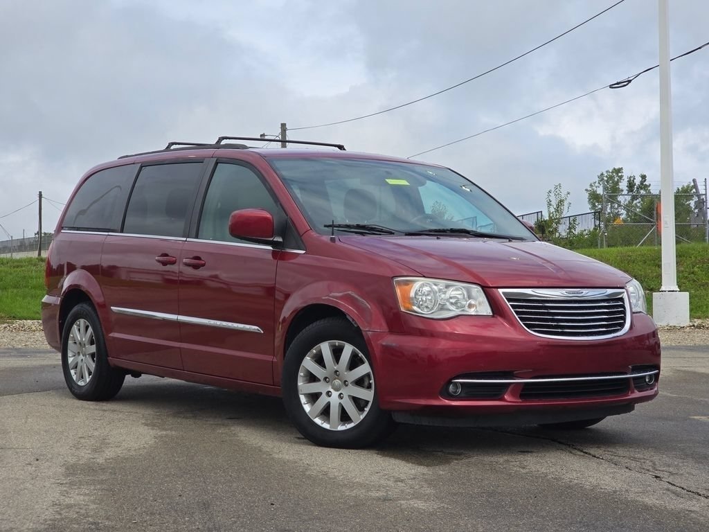 Used 2016 Chrysler Town & Country Touring with VIN 2C4RC1BG2GR230377 for sale in Miamisburg, OH