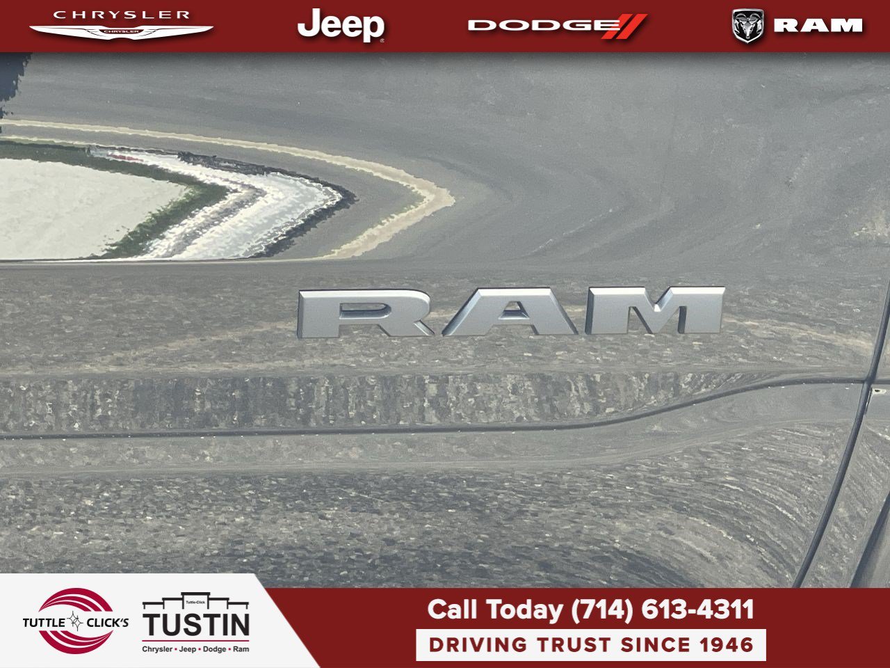 New 2026 Diamond Black Crystal Pearl-Coat Exterior Paint RAM Laramie image 8