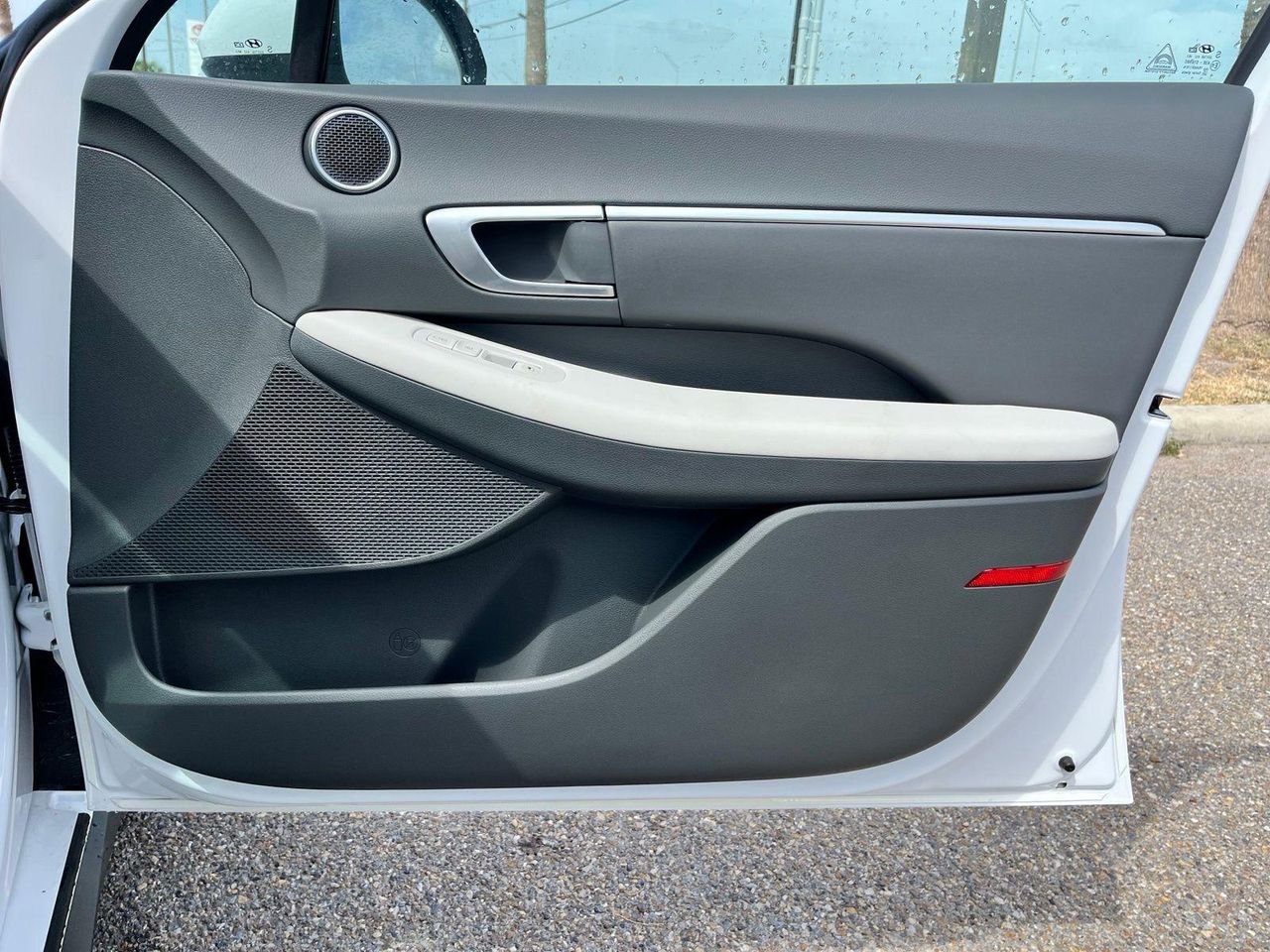 New 2026 White Hyundai Blue image 23