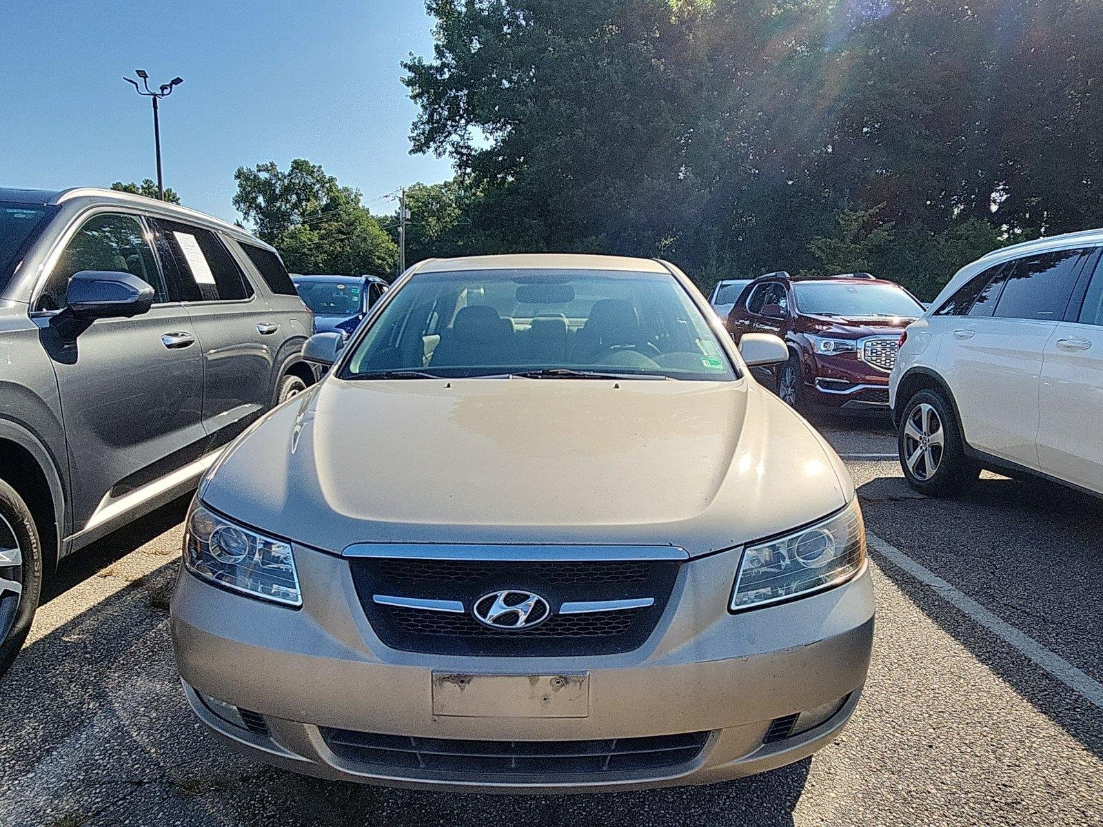 Used 2008  Hyundai SE image 7