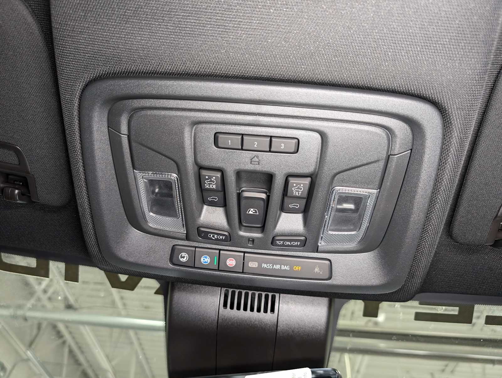 2025 GMC Sierra 1500 AT4 - Photo 43