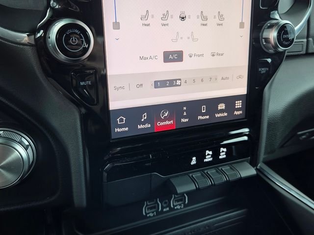 Used 2025 Black Ram Laramie image 21