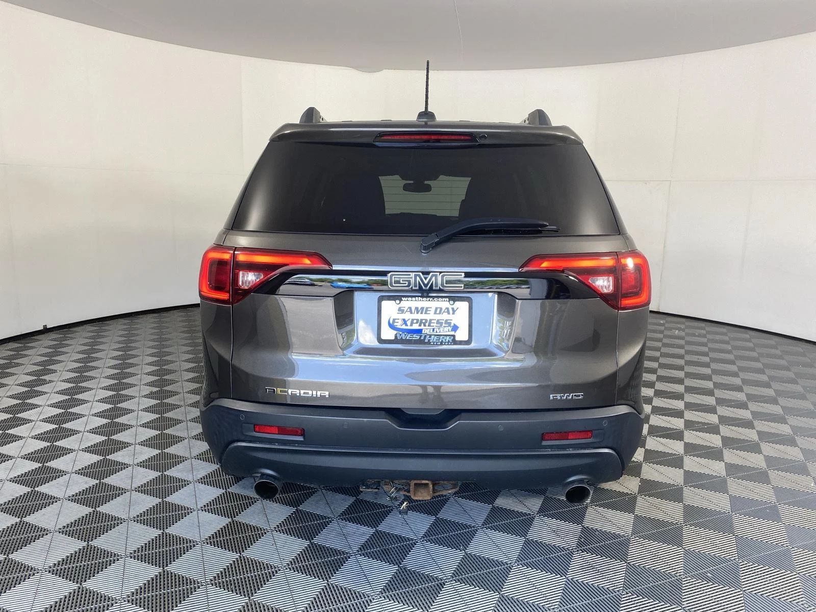 Used 2019 Smokey Quartz Metallic GMC SLT image 6