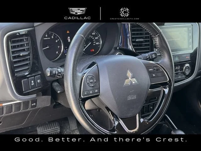 Used 2018 Black Mitsubishi SEL image 9