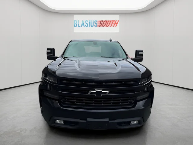 Used 2022 Black Chevrolet RST image 7