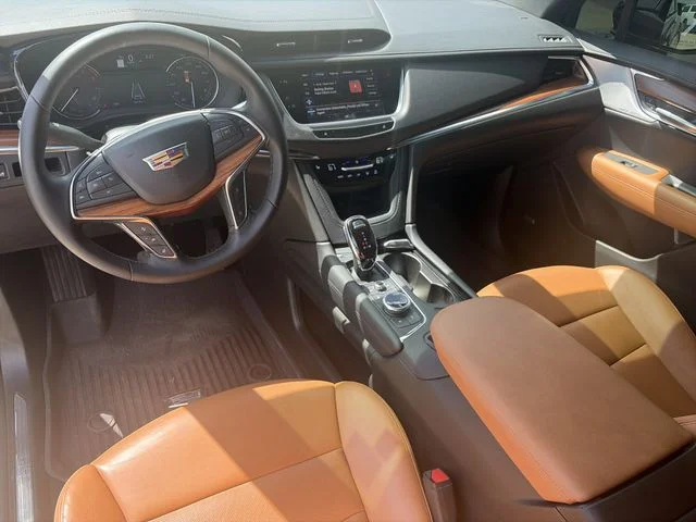 Used 2025 Black Cadillac Premium Luxury image 12