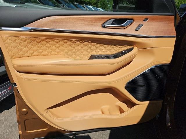 New 2026 Copper Shino Metallic Clear-Coat Exterior Paint Jeep Summit image 11