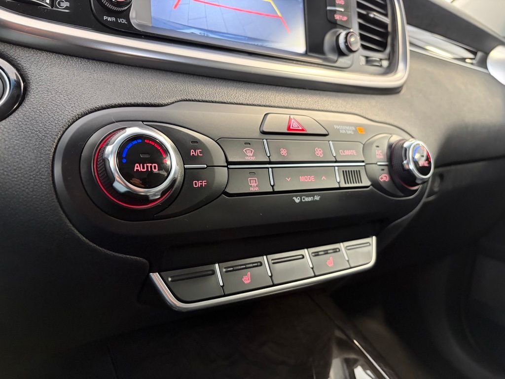 Used 2017 Platinum Graphite Kia EX image 27