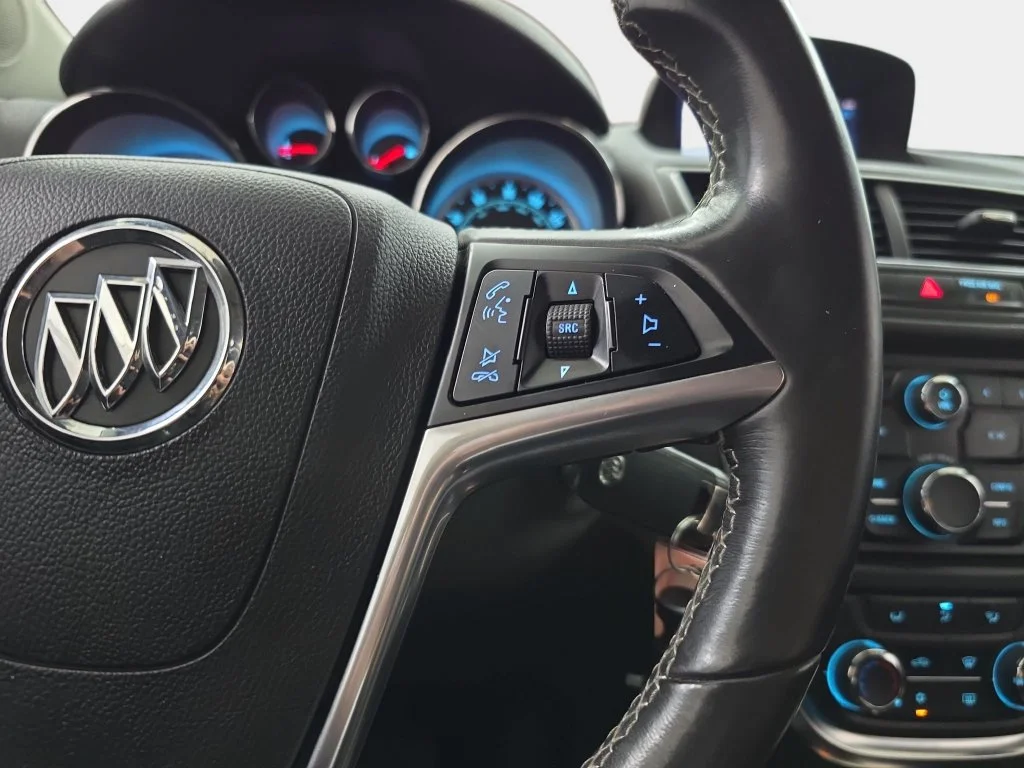 Used 2016 Silver Buick Base image 21