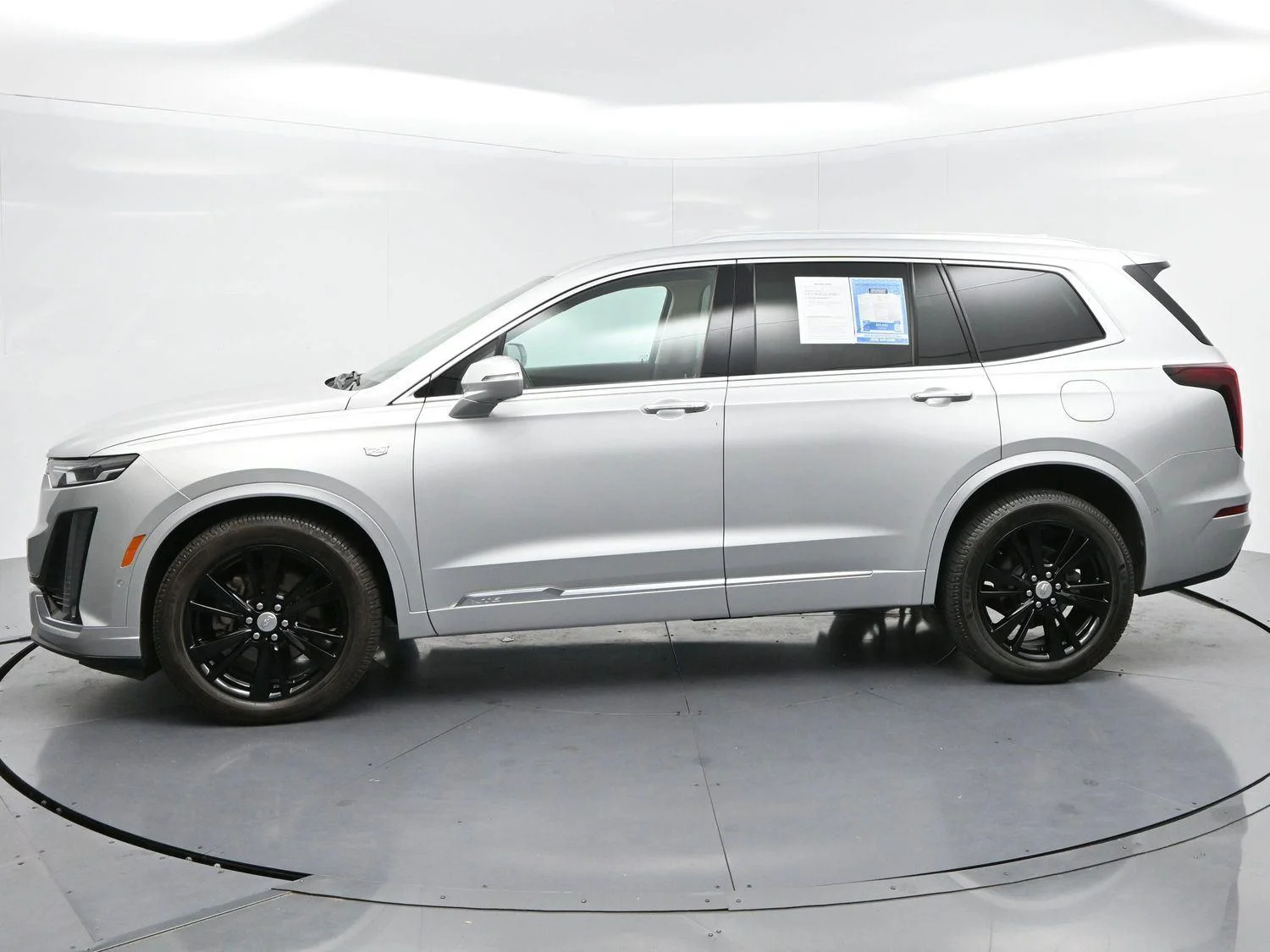 Used 2020 Radiant Silver Metallic Cadillac AWD Premium Luxury image 4