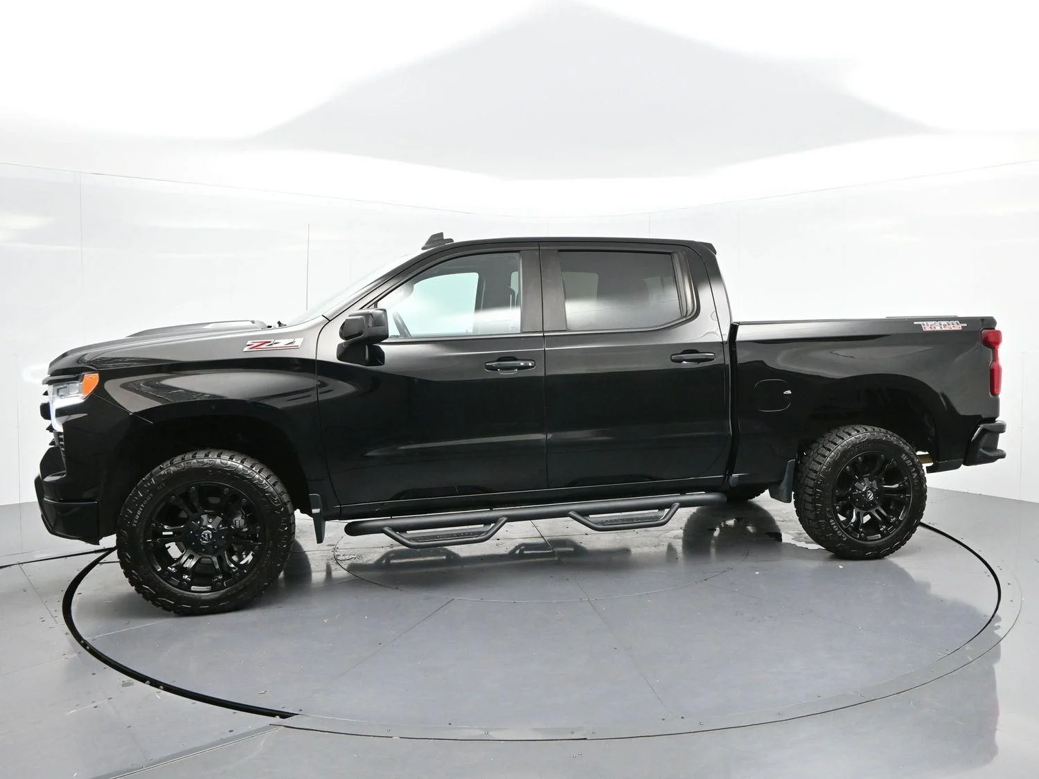 Used 2022 Black Chevrolet LT Trail Boss image 4