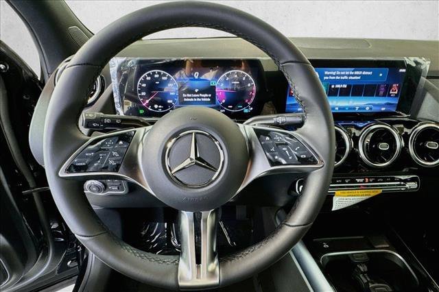 New 2026 Night Black Mercedes-Benz GLA 250 image 41