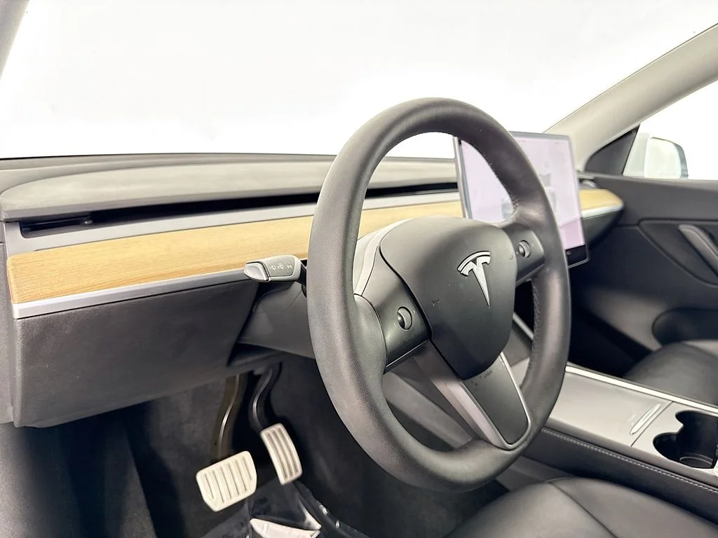 Used 2022 White Tesla Performance image 9