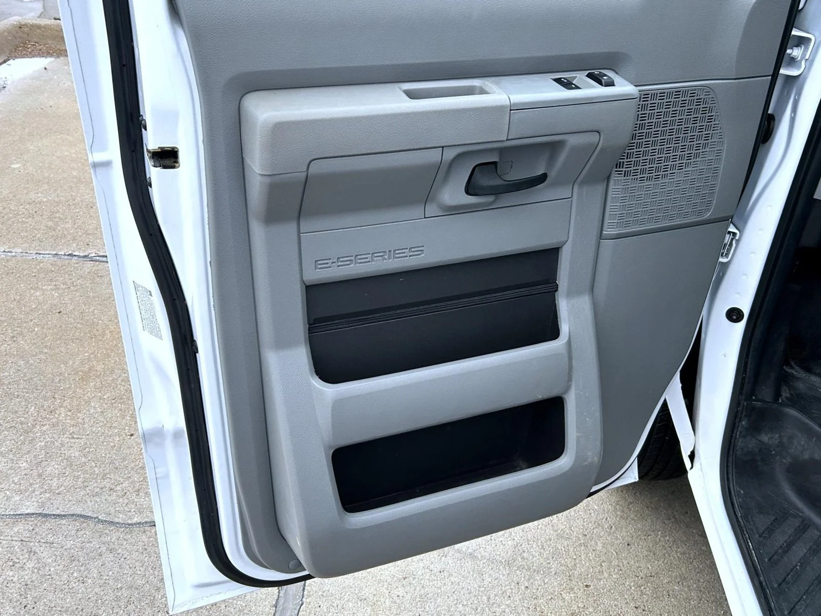 Used 2023 White Ford Base image 9