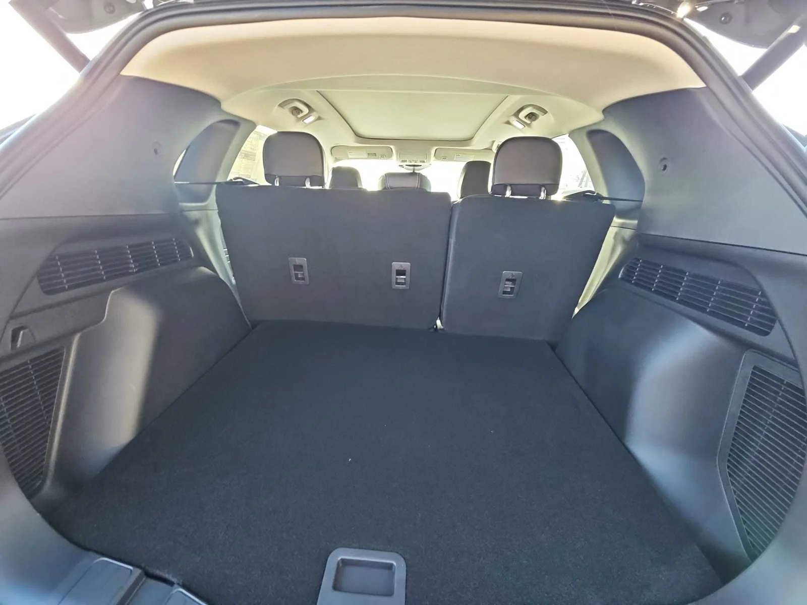 2025 Ford Escape Plug-in hybrid PHEV - Photo 15