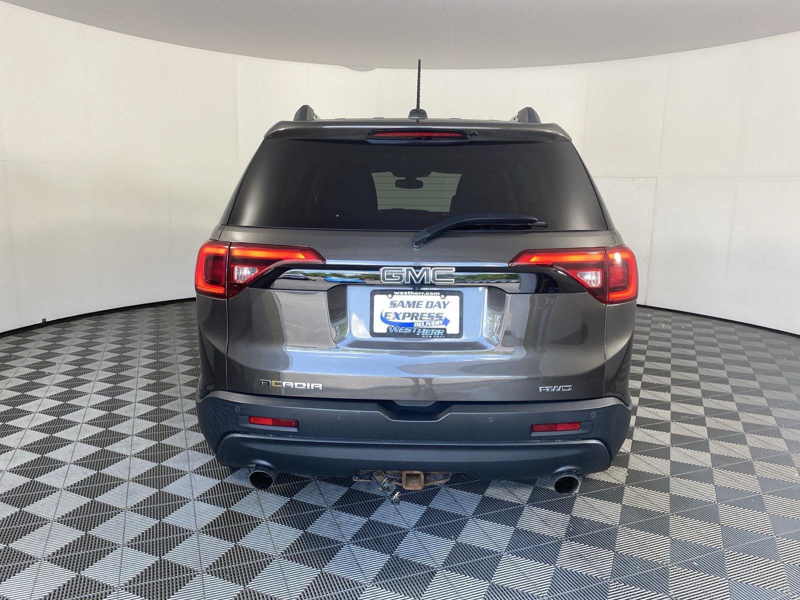 Used 2019 Smokey Quartz Metallic GMC SLT image 6