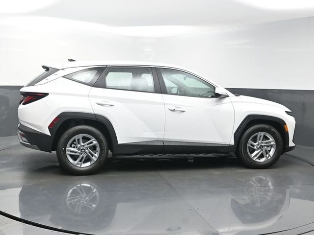 New 2026 White Hyundai SE FWD image 8