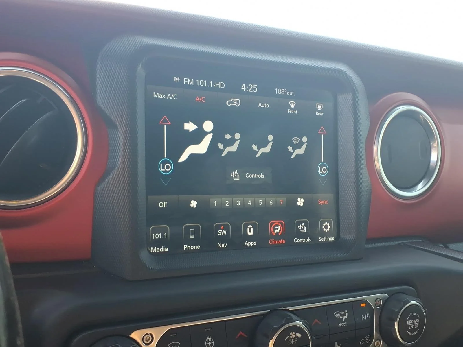 Used 2019 Black Clearcoat Jeep Rubicon image 10