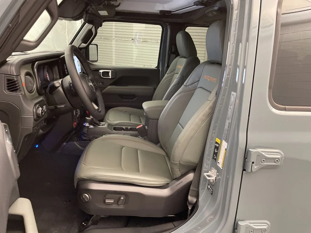 New 2026 Gray Jeep Mojave image 15