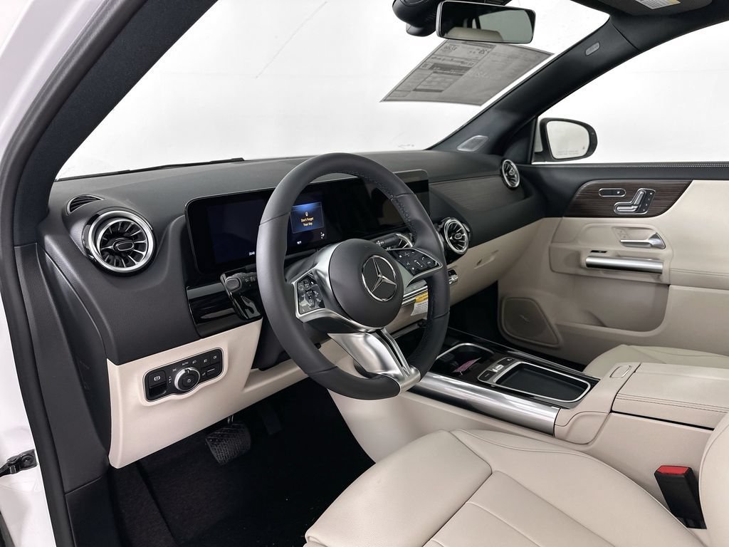 New 2026 Polar White Mercedes-Benz GLA 250 image 41