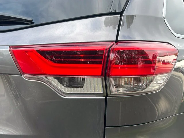 Used 2019 Gray Toyota LE image 11