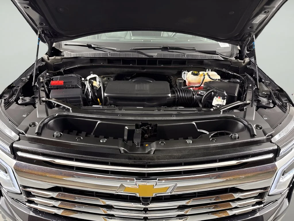 Used 2025 Dark Ash Metallic Chevrolet Premier image 45